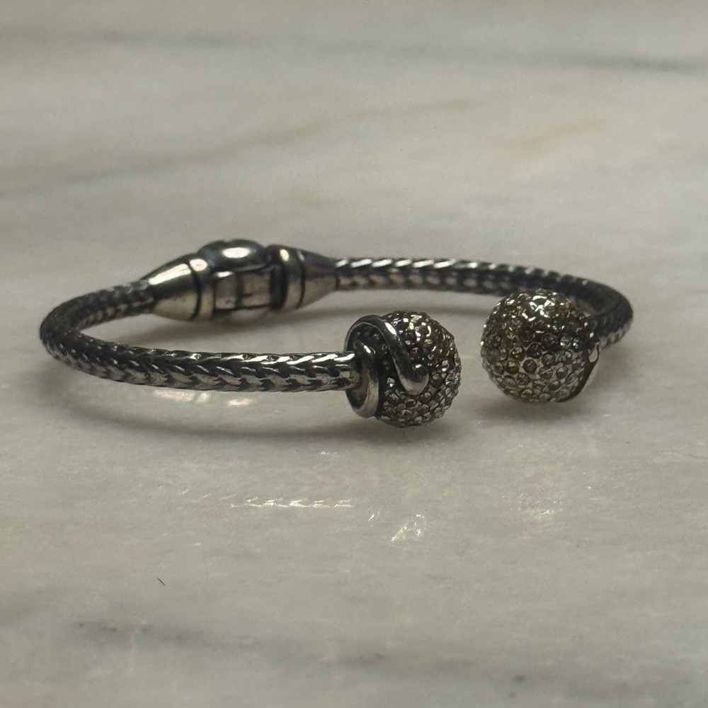 Elegant Silver Women's Cuff Bracelet